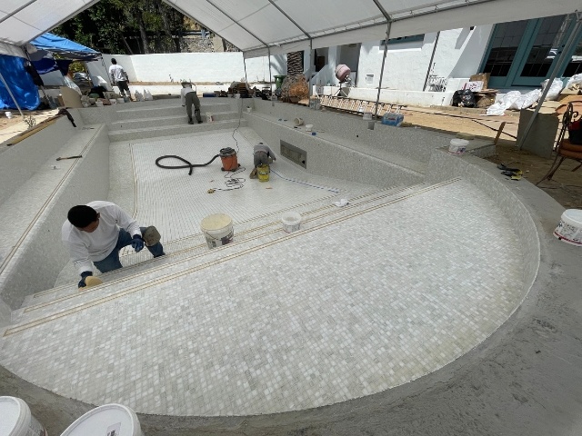 glass-tile-installation-process